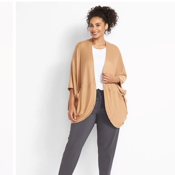 LIVI Cocoon Overpiece - Picture 3 of 8